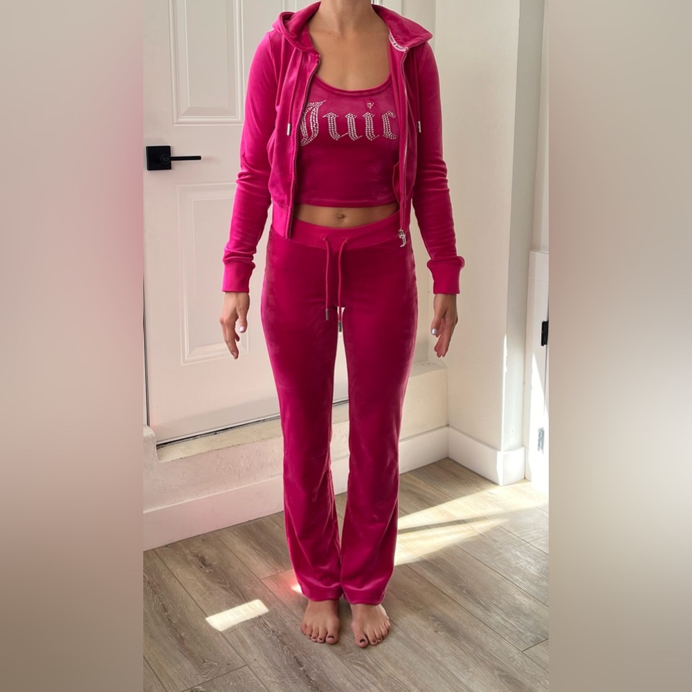 Pink Juicy Couture velour tracksuit #velourtracksuit